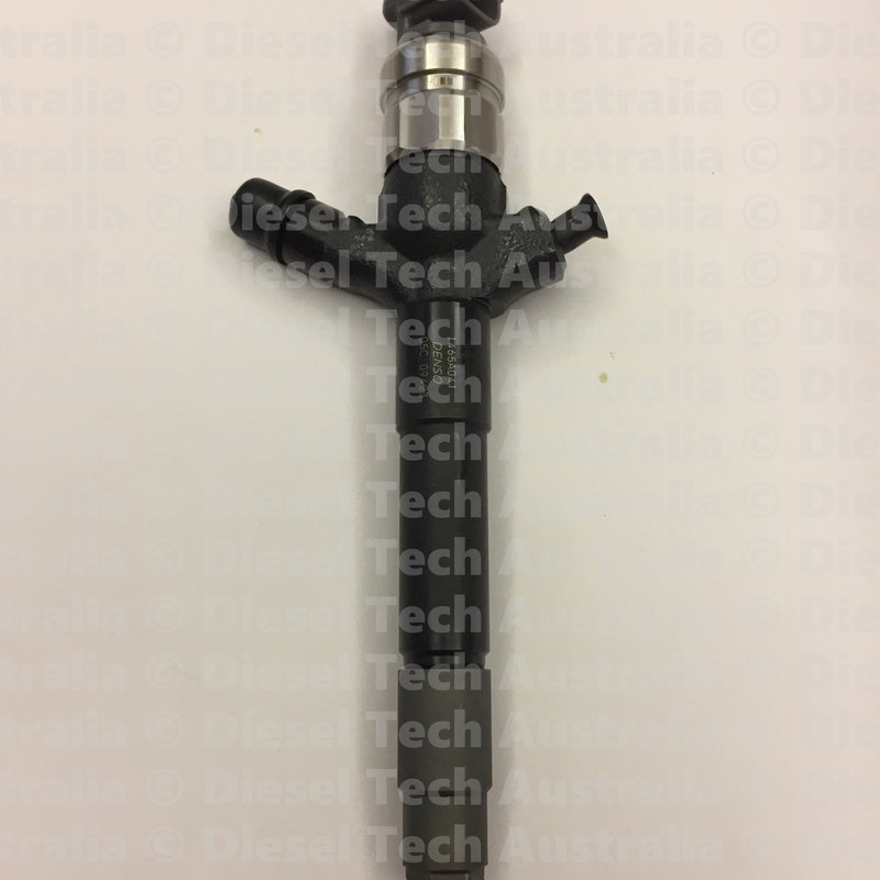 1465A054 / 095000-5760 DENSO INJECTOR MITSUBISHI TRITON / PAJERO 4M41